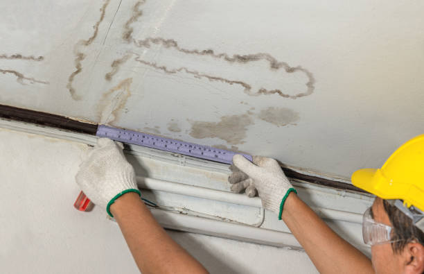 Reliable Burst Pipe Cleanup contractor in Farmington, ME by Water Damage Irwin